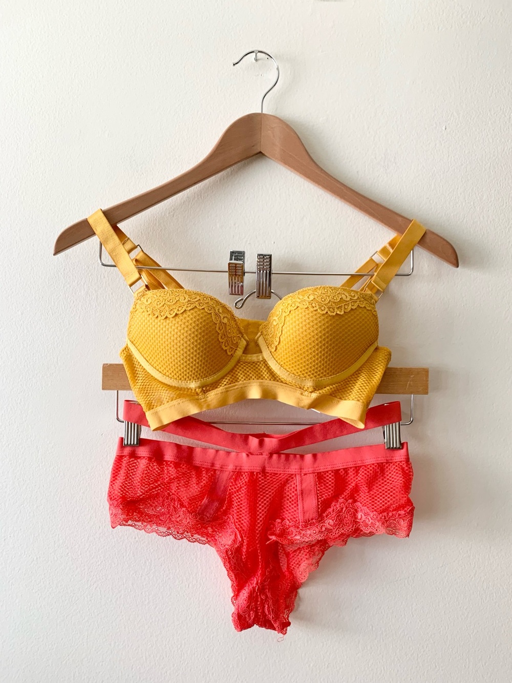 NEW Primark Secret Possessions Yellow Lace-Trim Bra with Pink Lace Panty